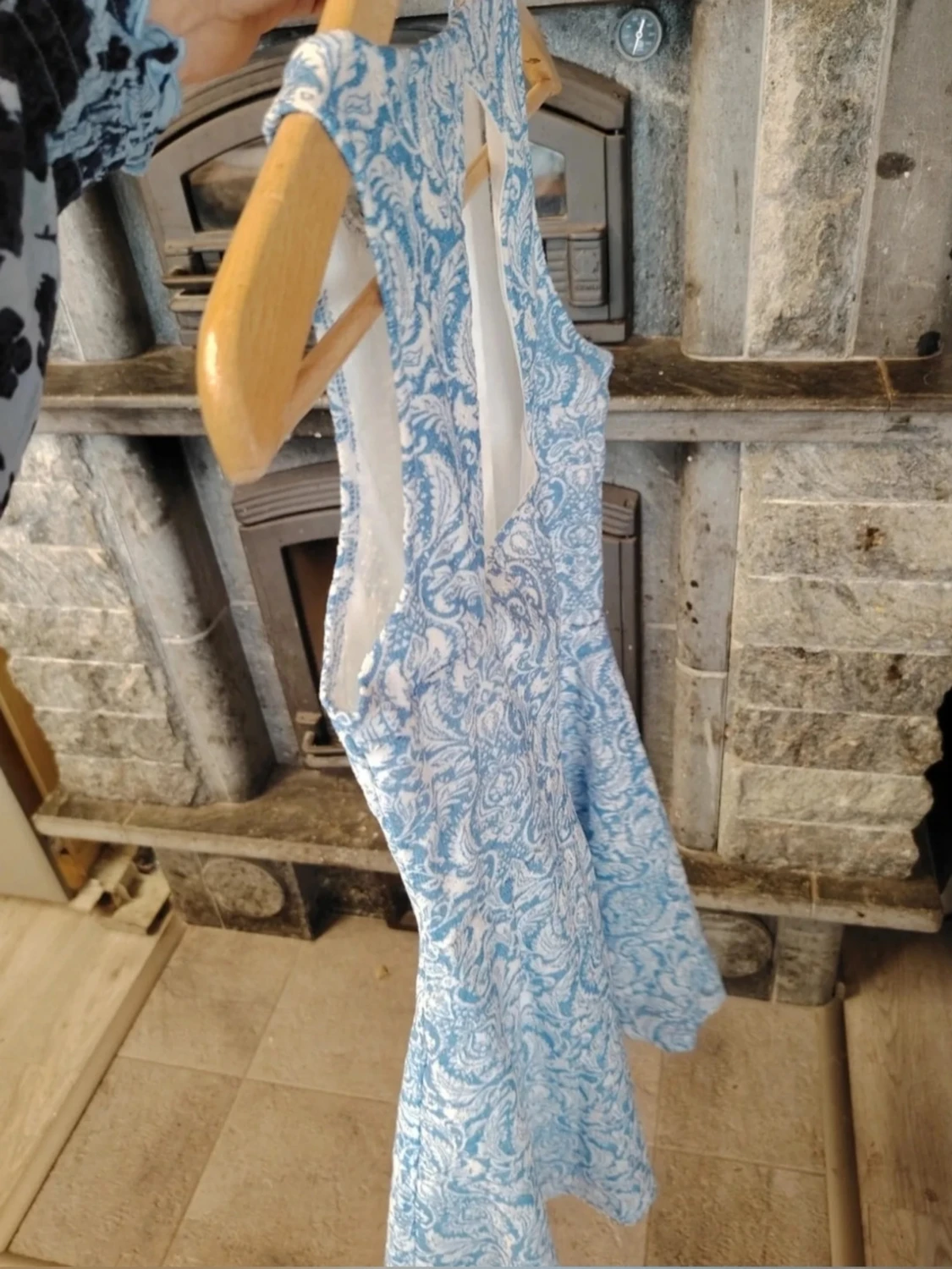 Blåvit mönstrad sommarklänning☀️  - 2