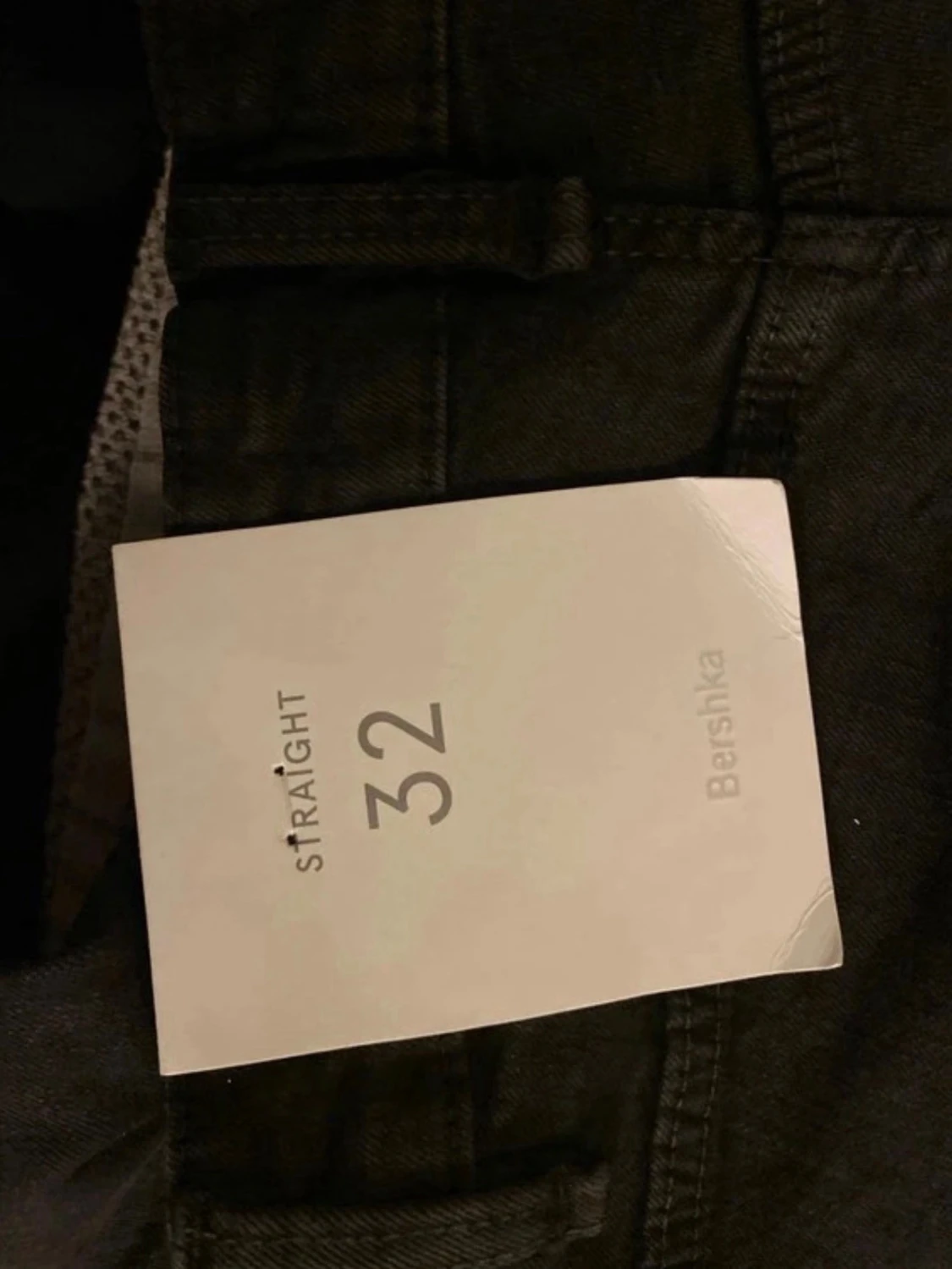 Svarta bootcut jeans med rå kant - 4