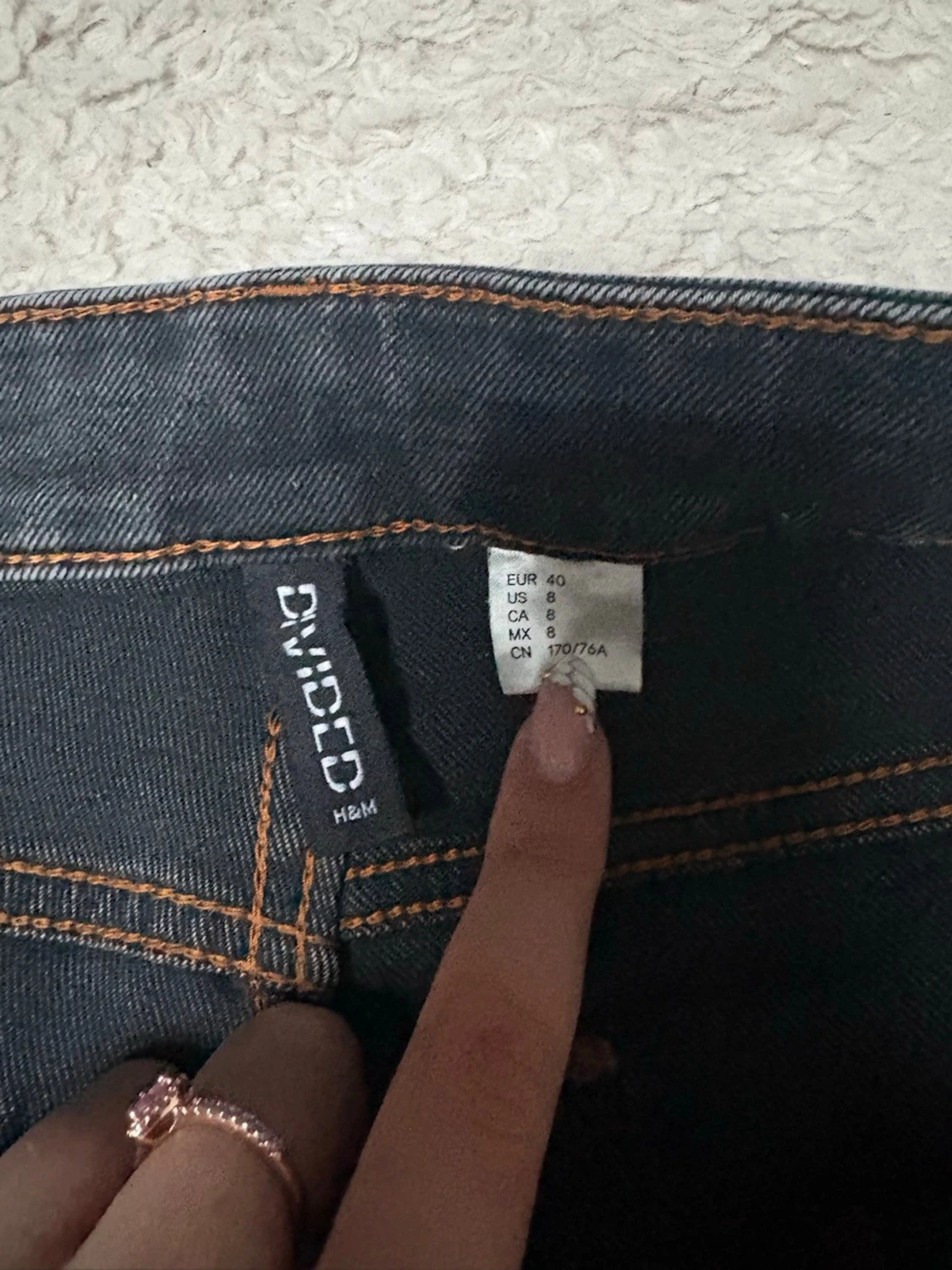 Svarta bootcut jeans från Divided - 2