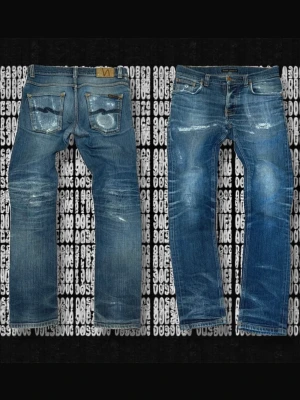 Nudie jeans grim tim - Måste tyvärr sälja dessa då de är lite för små. Galet feta! Sjuka slitningar!  Skulle säga dom passar W29 L30 då dom är lite små i storlek men det står W31 L32. Måtten är: midja 40.5cm, längd 101cm, ben öppning 16cm. Skickar snabbt! 
