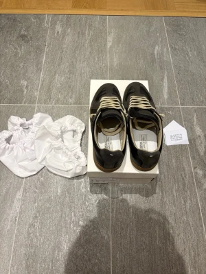 Maison margiela - Säljer mina gats då de är lite för stora. Använda 3 gånger ute. Skriv privat för mer info!
