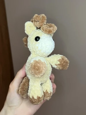 Virkad häst - Liten virkad häst, cirka 15cm lång☺️ 