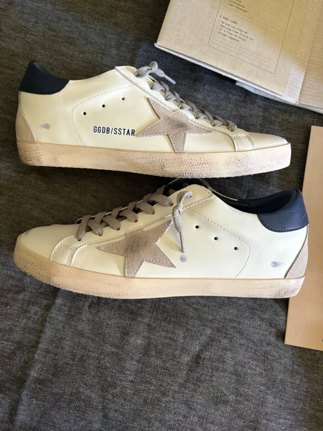 Golden Goose vita sneakers med stjärna - 1