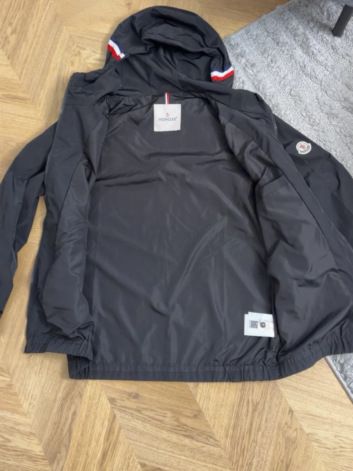 Svart vindjacka från Moncler - 1