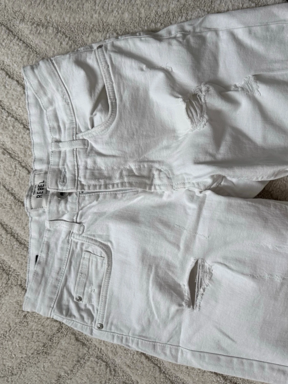 Vita shorts killar - 1