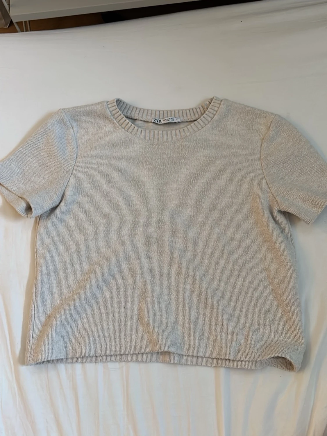 Beige stickad topp från Zara