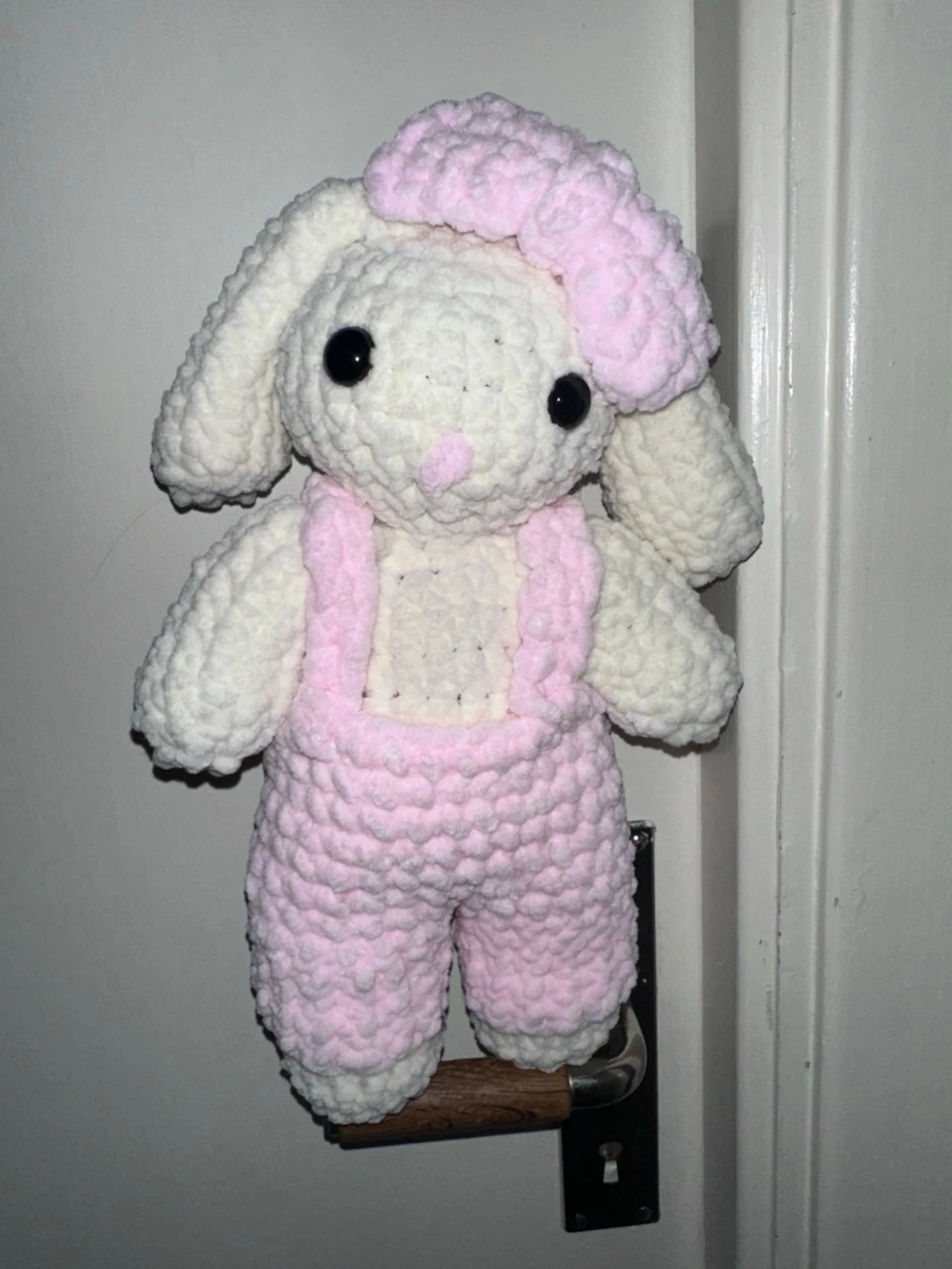 Virkad kanin i rosa och vitt