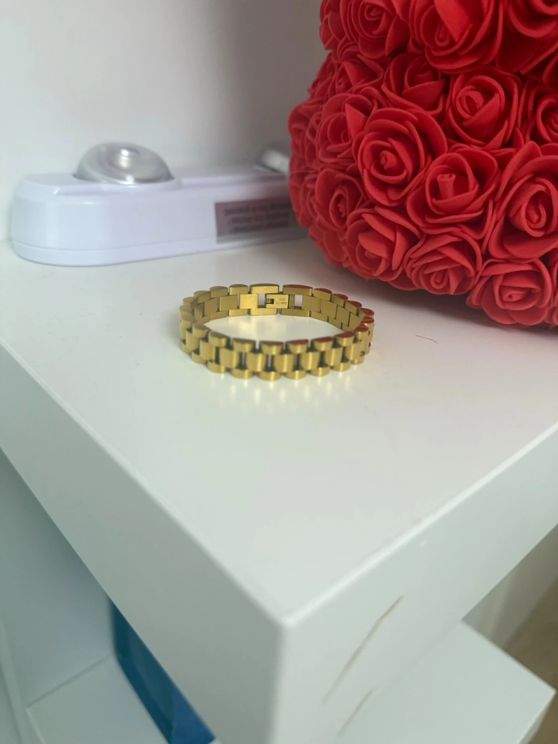 Guldigt länkarmband i metall - 1