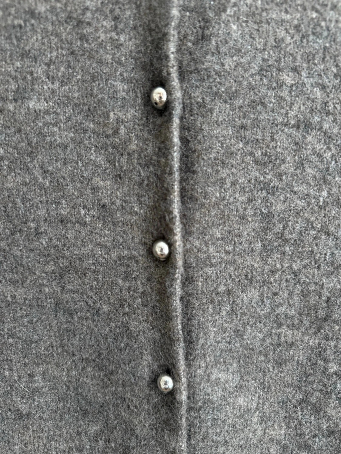 Brun kofta med pärlknappar från Zara - 2