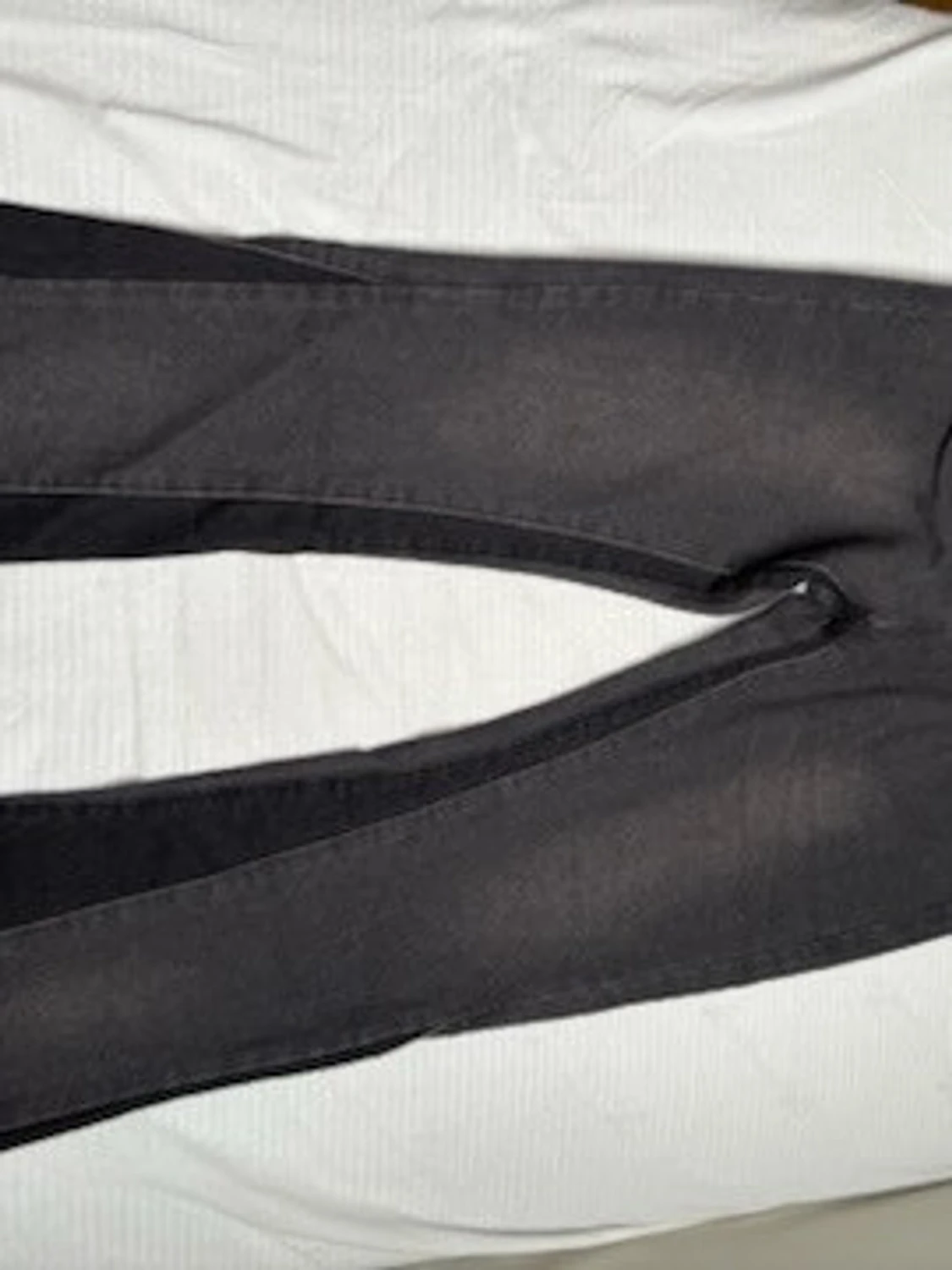 Svarta jeans