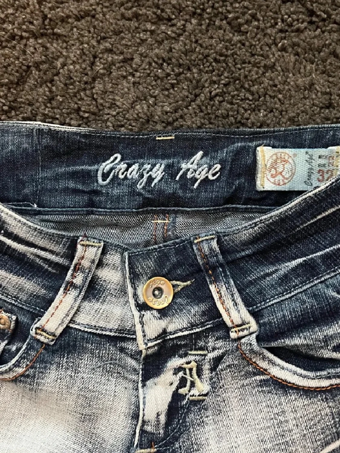 Blå slitna jeans med krona Crazy Age - 2