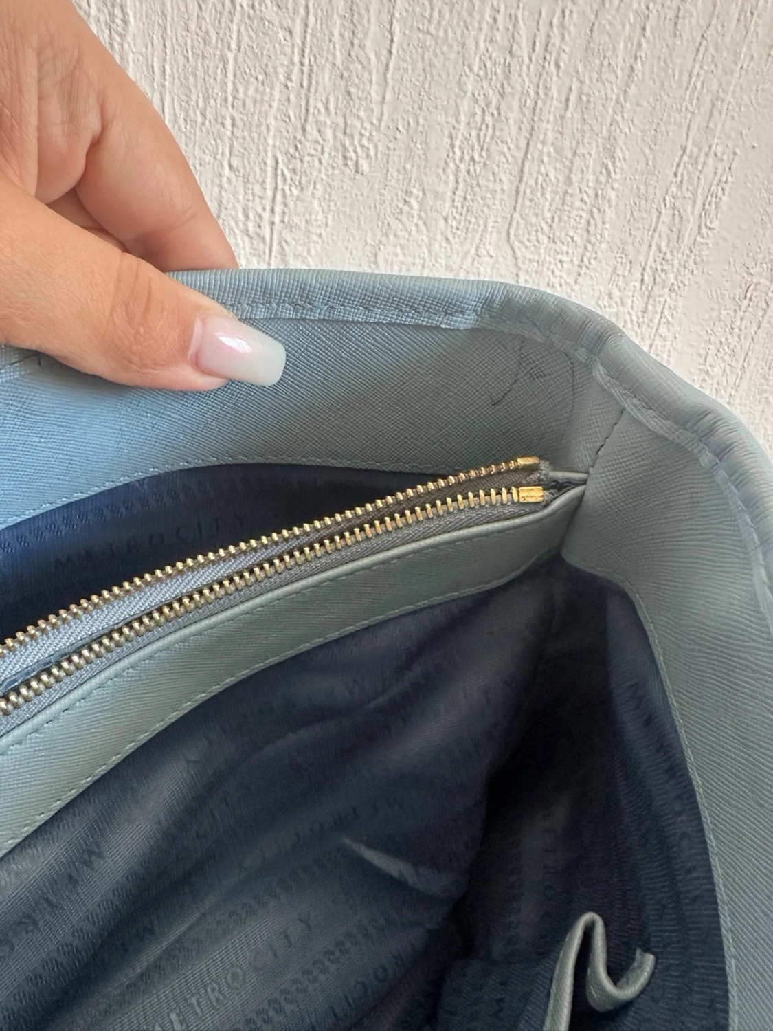 Shoulder bag - 4