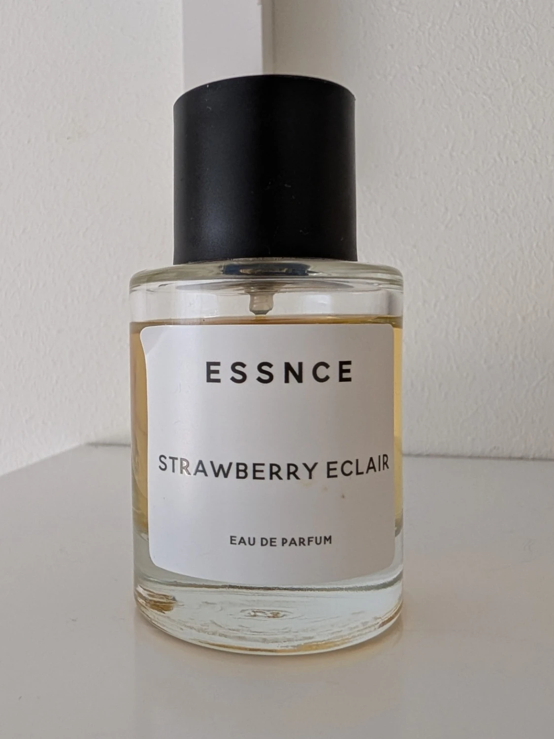 ESSNCE Strawberry Eclair parfym