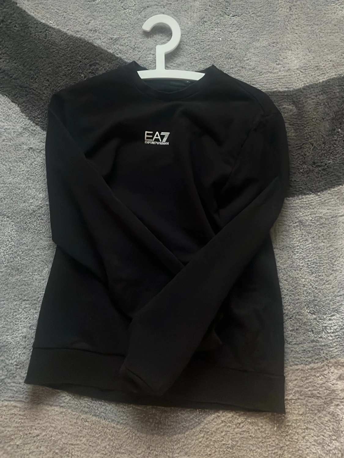 Svart sweatshirt från EA7 Emporio Armani