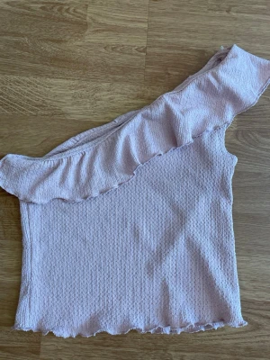 Rosa volangtopp - Rosa volangtopp från H&M💕