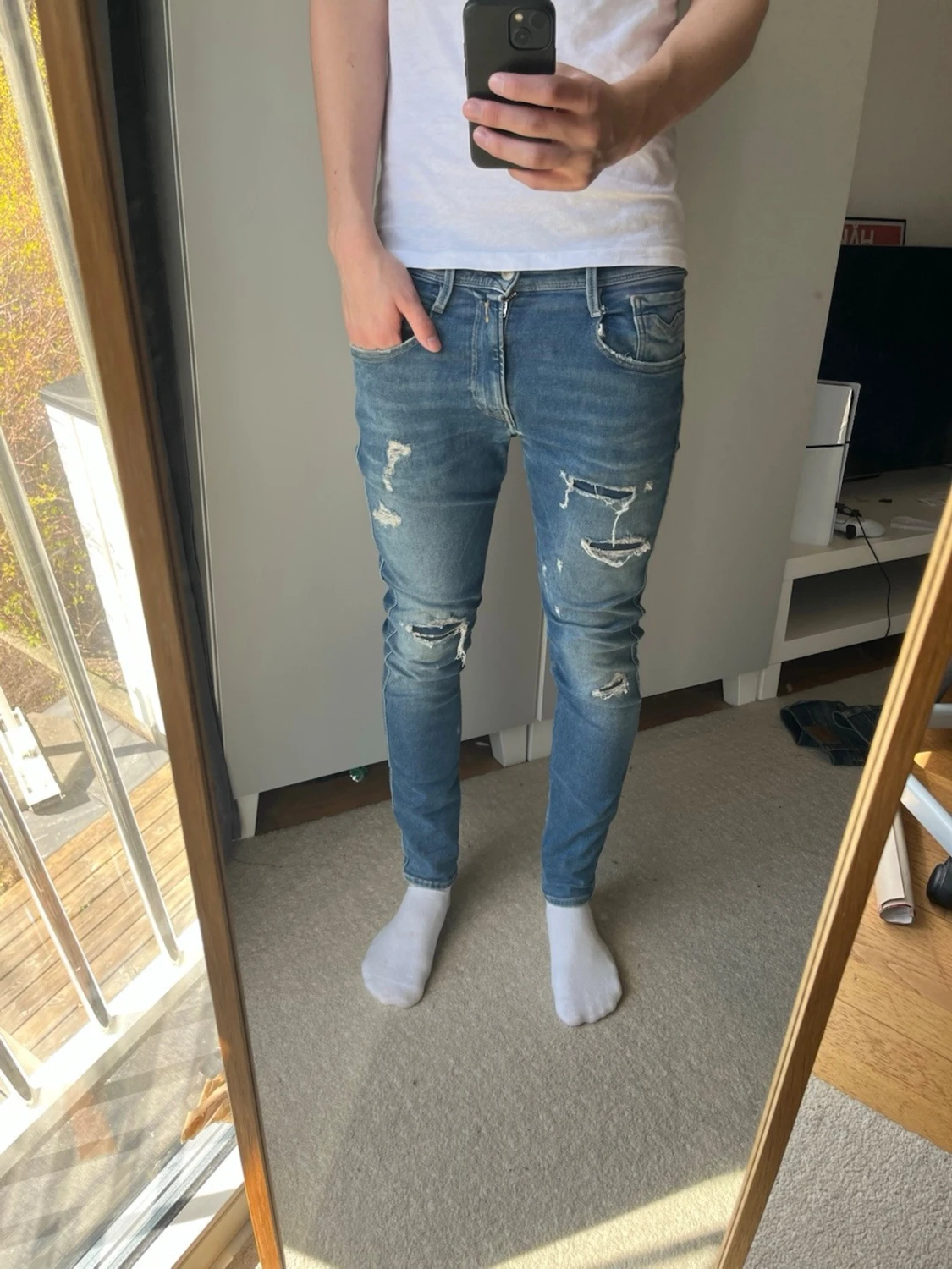 Replay jeans med schyssta slitningar  - 1