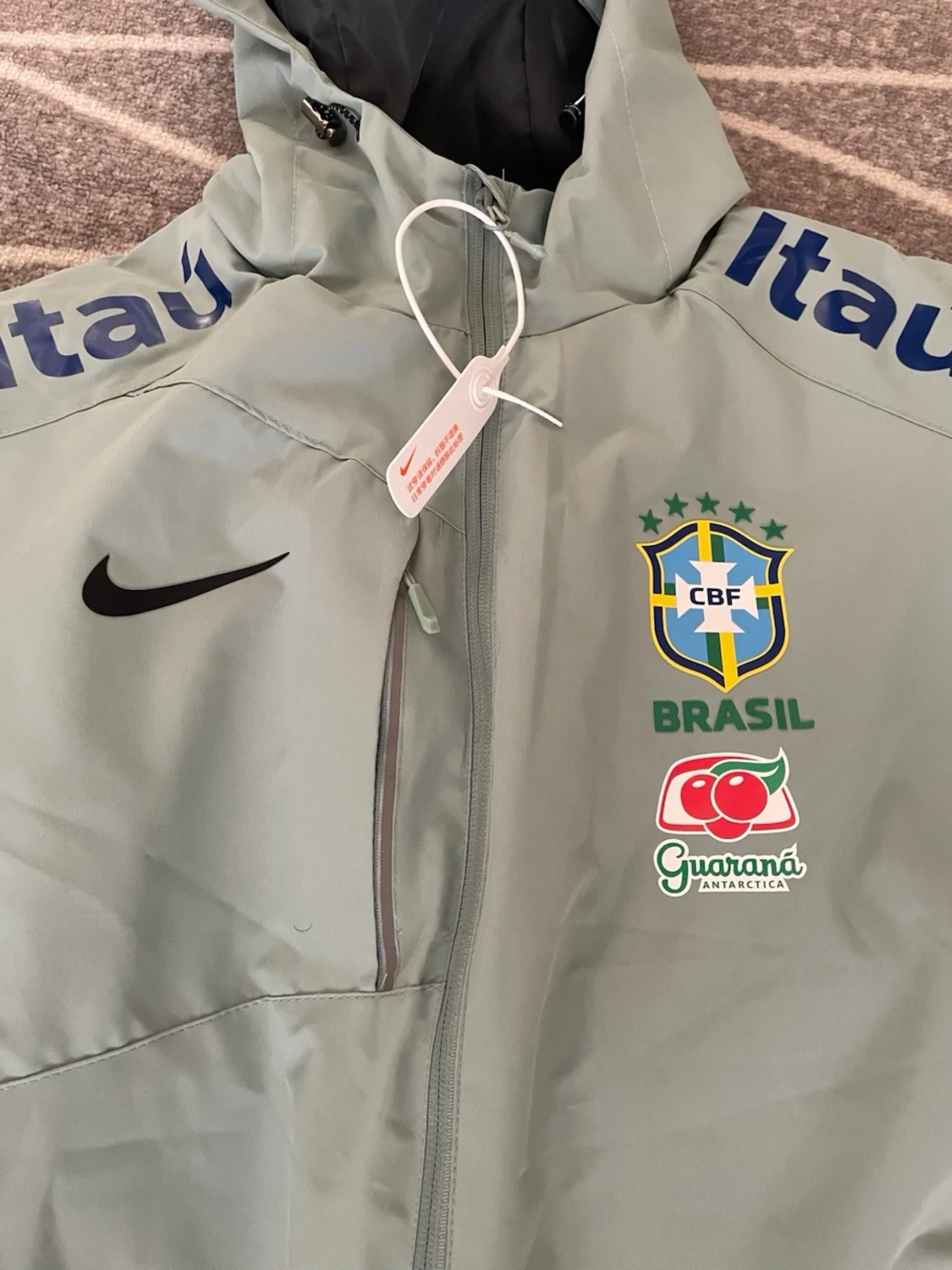 Nike - 2