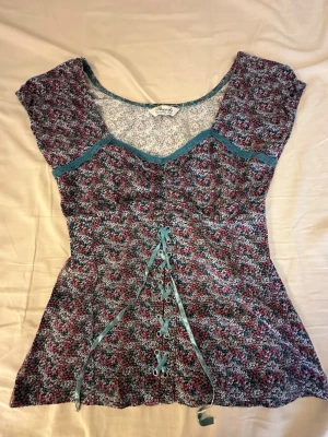 Milkmaid top - Coquette milkmaid top fits M/L