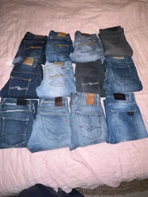 Nudie, replay, tiger of Sweden, dsquared2! - Många av dessa jeans ute på min profil nu! Grymma priser! Skriv på dem enskilda annonser om ni är intresserade! Blandade storlekar! Köp ej!