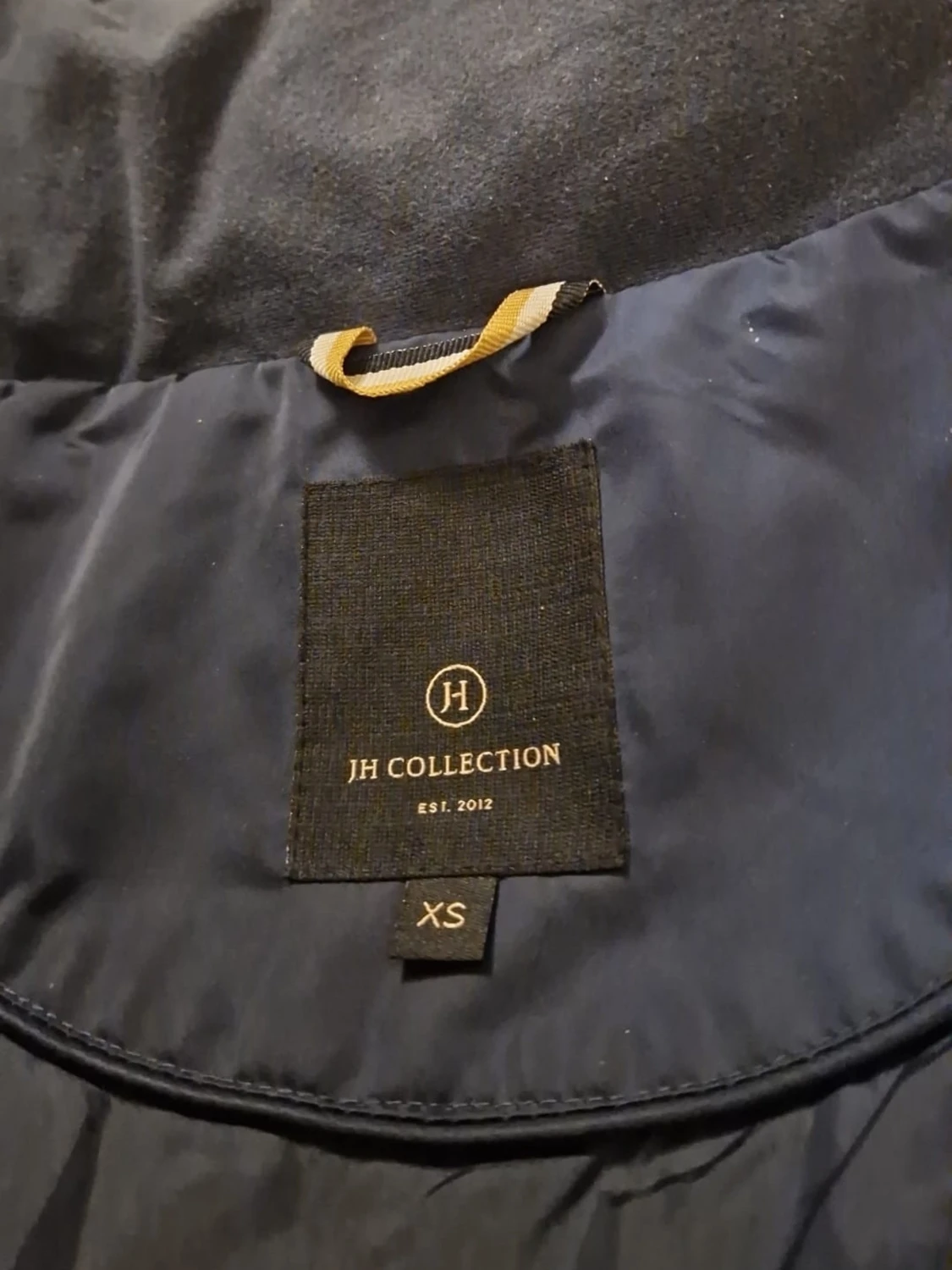 Mörkblå dunjacka med huva - 2