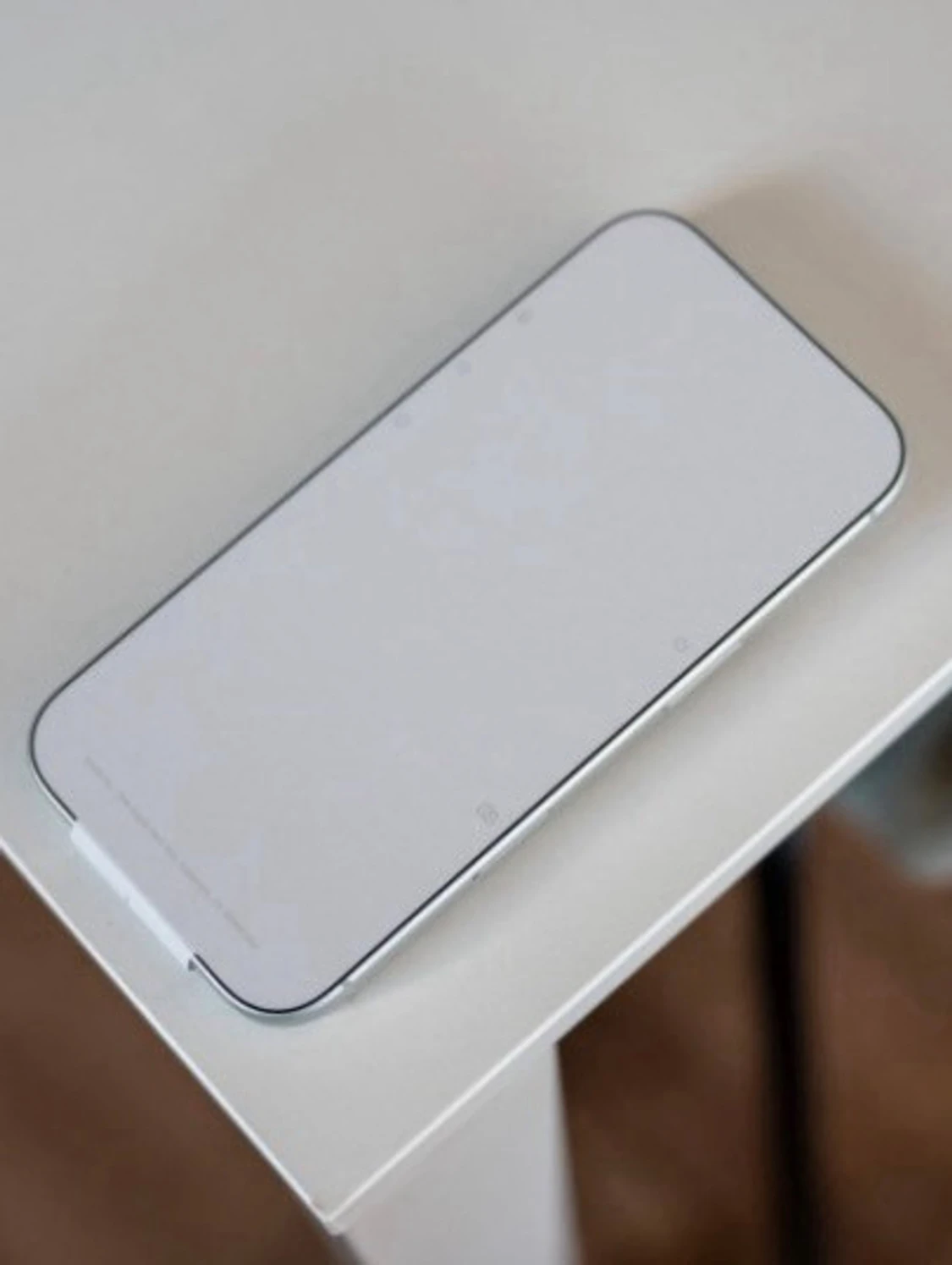 Vit iPhone 17 PRO max - 1