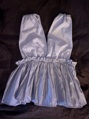 Ljusblå topp - Så fin men kommer inte till användning, aldrig använd! Inga defekter