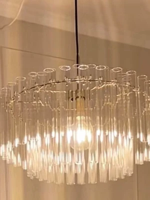 Ikea lampa  - Säljer den virala lampan från ikeas kollektion Stockholm 2025c som nästan är slutsåld överallt hela tiden. Helt ny i kartong inte ens öppnad. Köpt för 1700kr.