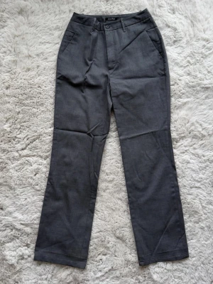 Kostymbyxor vintage - Snygg passform ⭐️använd men för stor på mig som är 34