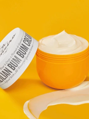 Sol De Janeiro Bum Bum Cream 50ml - Sol de Janeiro kräm. Naturligtvis inte lika fylld som på bilden. Lite använd. 