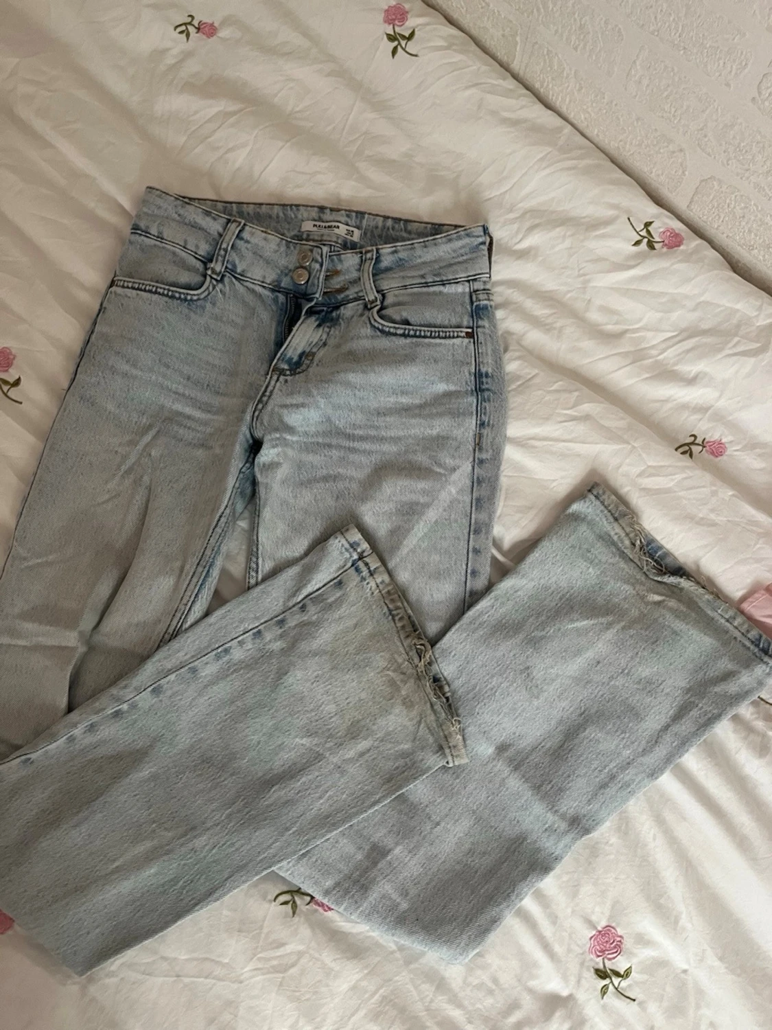 Ljusblå bootcut jeans från Pull&Bear - 5