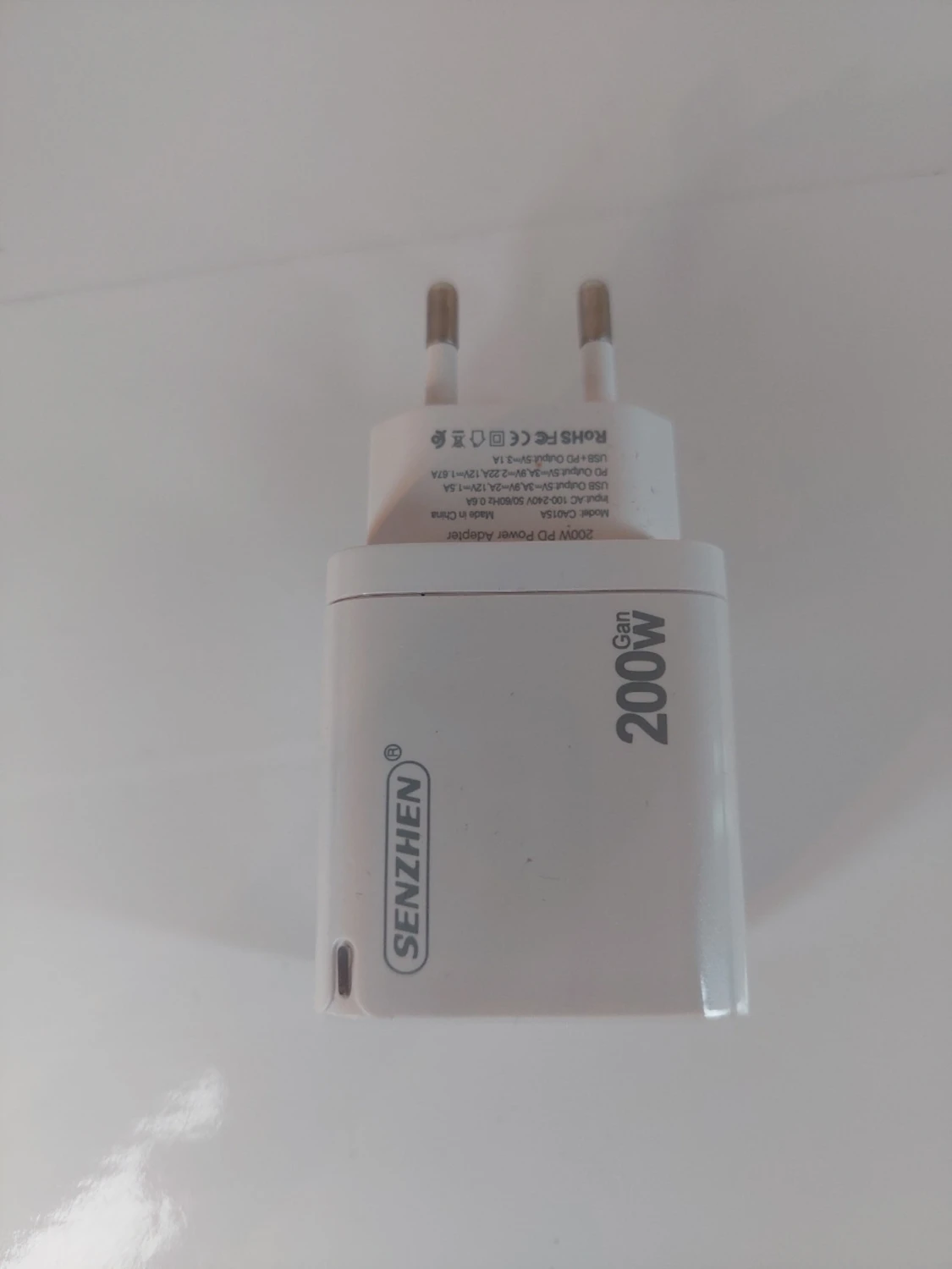 SENZHEN 200W USB-C & USB-A laddare - 1