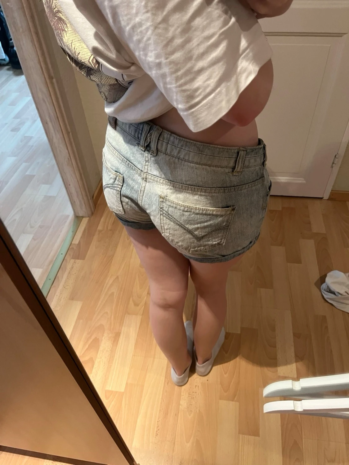 Ljusblå jeansshorts - 2
