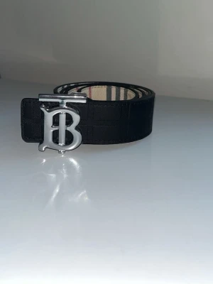 Burberry bälte  - Helt nytt