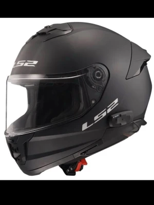 Mattsvart moppe/mc hjälm från LS2 - Säljer min knappt använda moped/lätt mc hjälm från LS2 i. Den är mattsvart, storlek S, har klart visir framtill och är heltäckande med spänne under hakan. Använd ca 5 tillfällen. Nypris 1600kr☺️