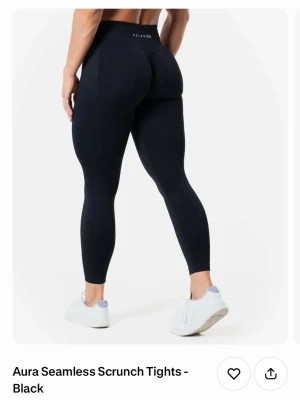 Svarta seamless scrunch leggings relode - Relode aura semless tights. Små i storleken, passar dig som vanligtvis bär S