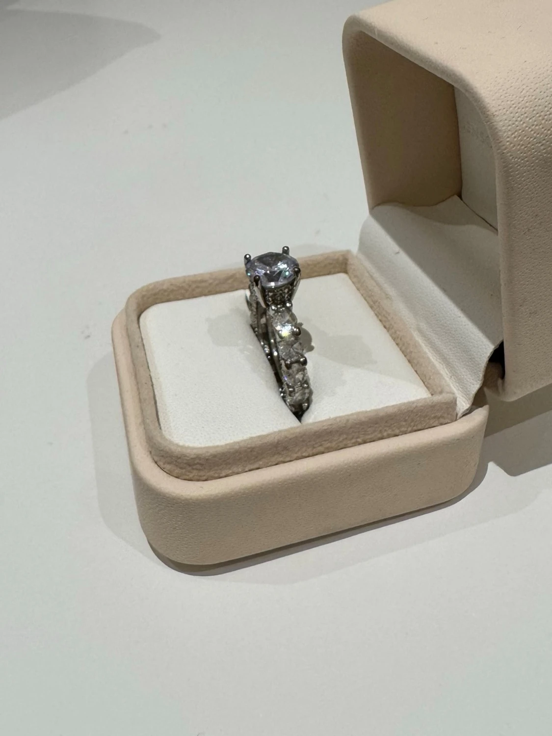 Silverring med stor klar sten - 3