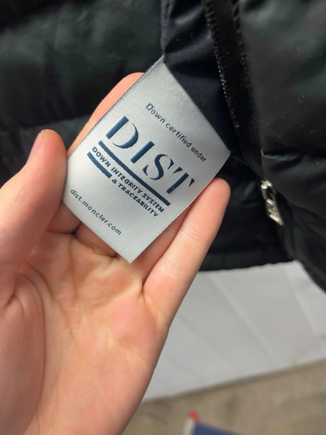 Svart dunjacka från Moncler - 2