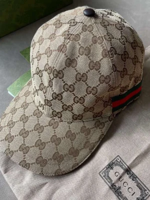 Gucci keps  - Helt ny gucci keps