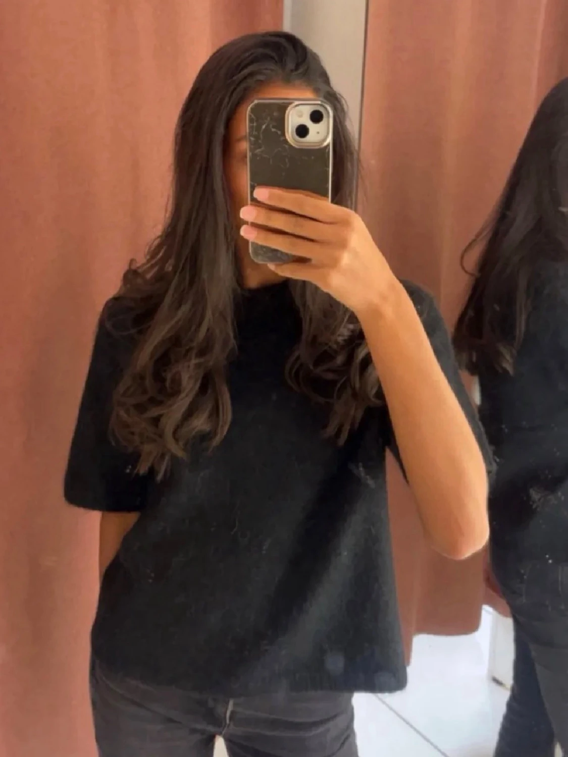 Svart stickad t-shirt