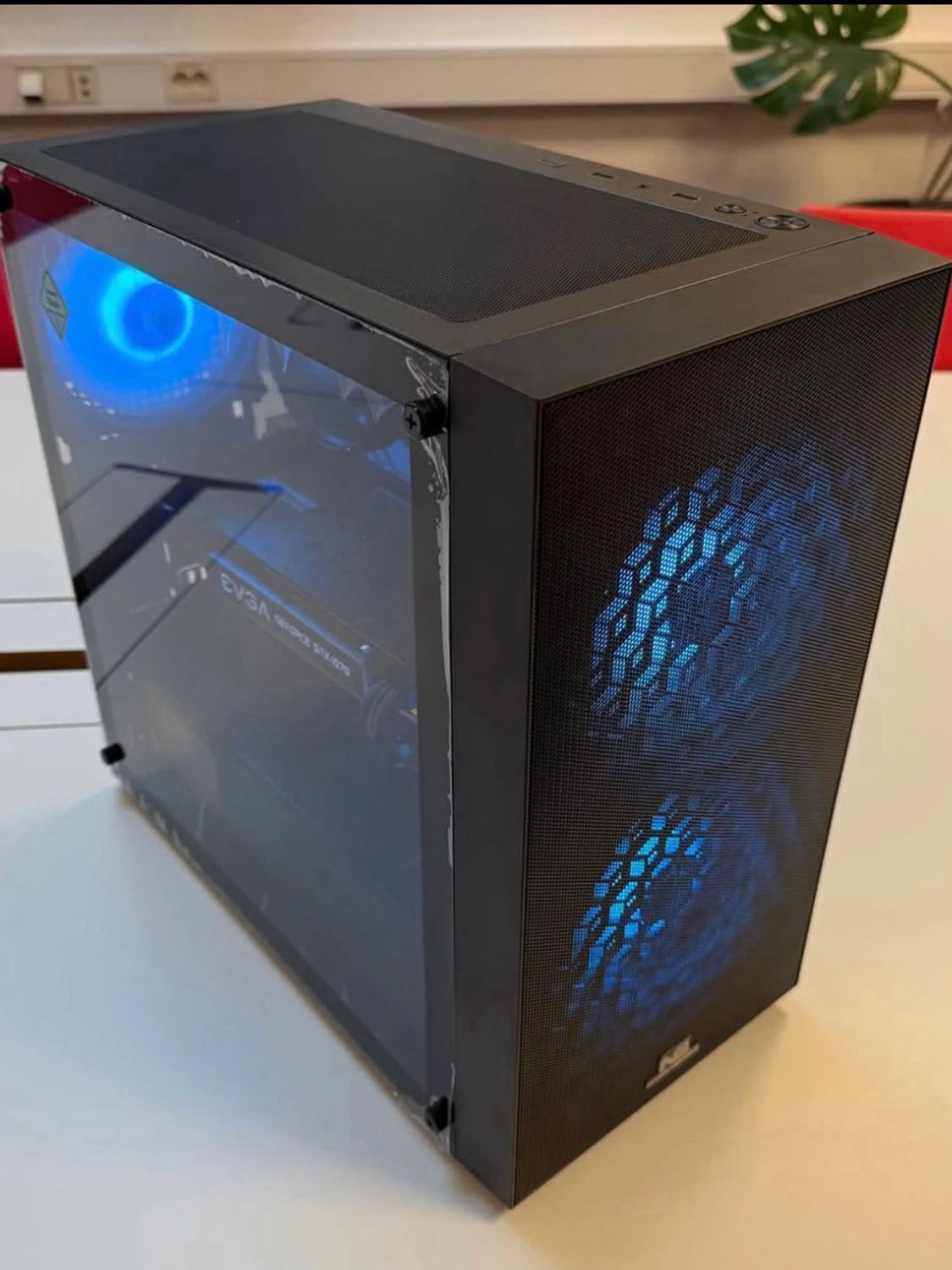 Stationär gamingdator med blå LED - 2