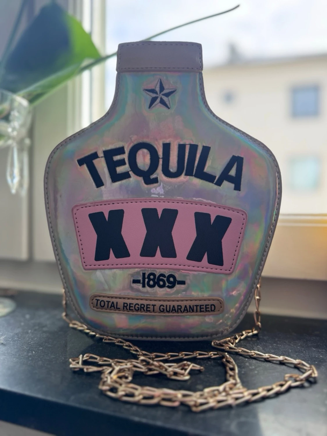 Holografisk väska tequila-flaska