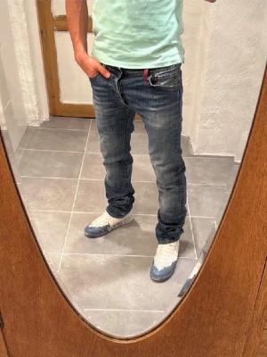 Replay jeans  - Ett par snygga byxor från Replay i storlek W31 L34 i modellen Lenrick 