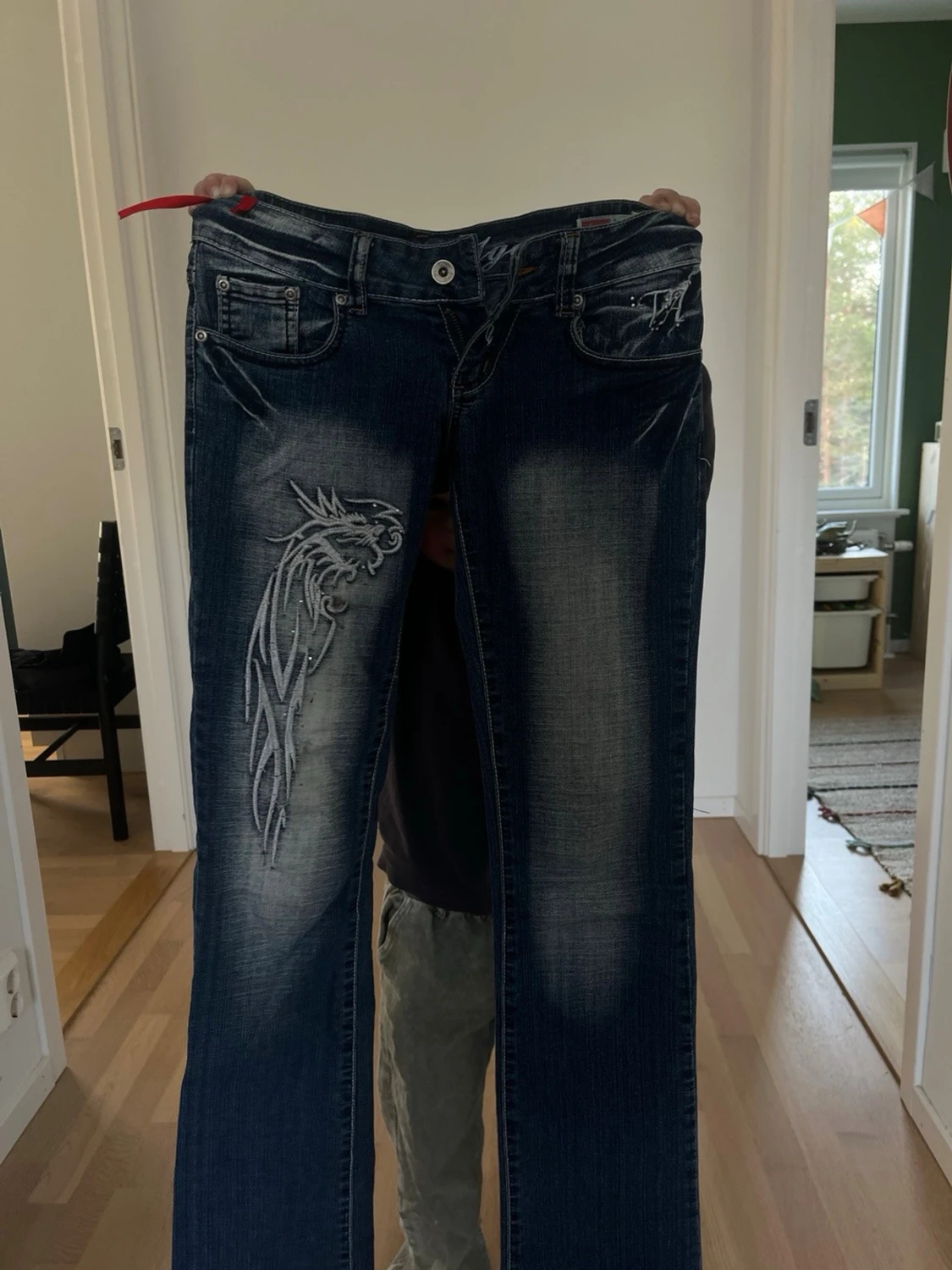 unika jeans