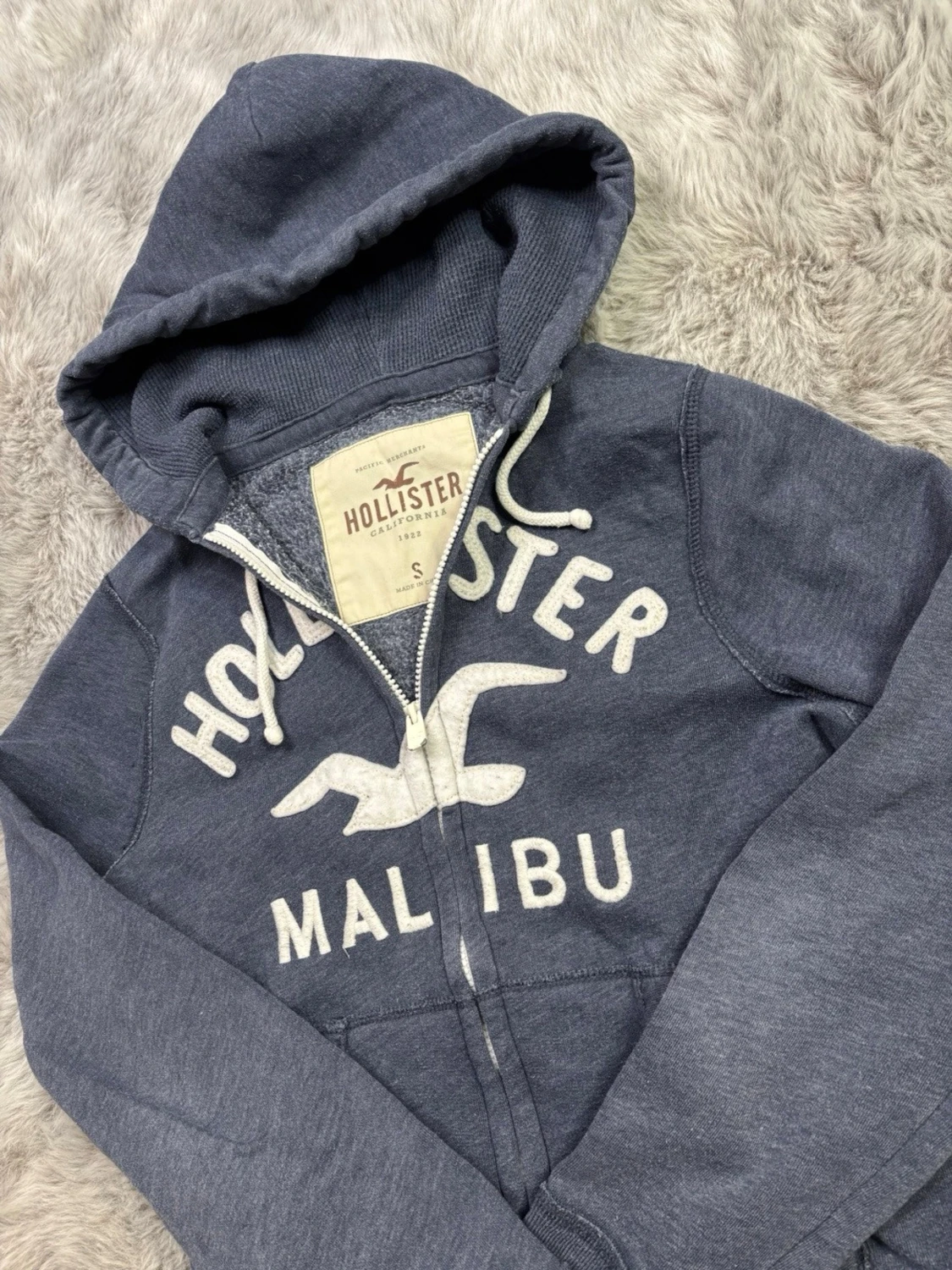 Hollister Hoodie - 1