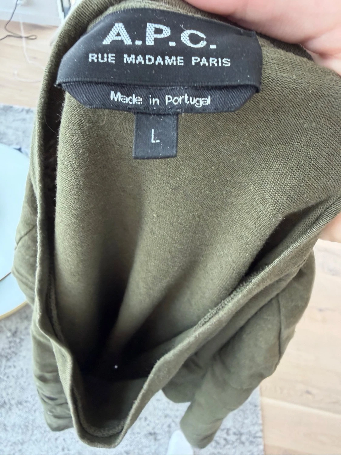 Olivgrön APC t-shirt med tryck - 2