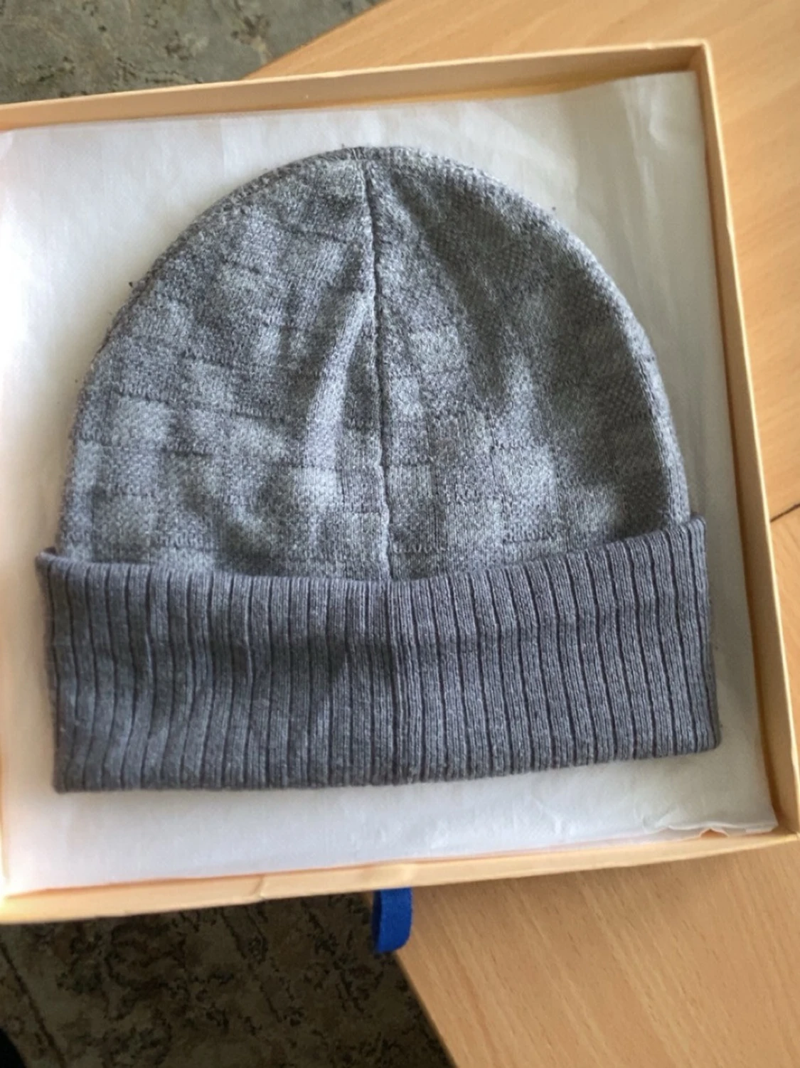 (ÄKTA) Lv mössa  - 1