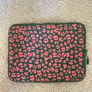 Datorfodral - Supersnygg med leopard 