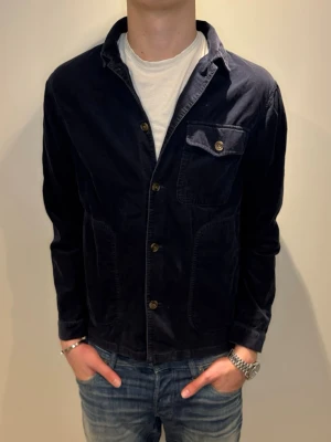 East West Overshirt - Storlek: M | skick:10/10 | nypris: 1299