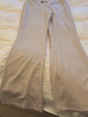 Kostymbyxor  - Oanvända 