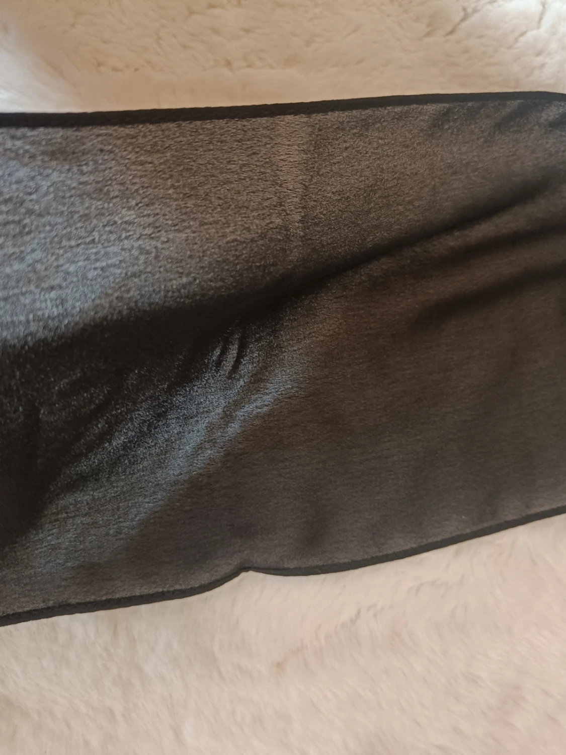 Svart transparent sjal i chiffong - 2